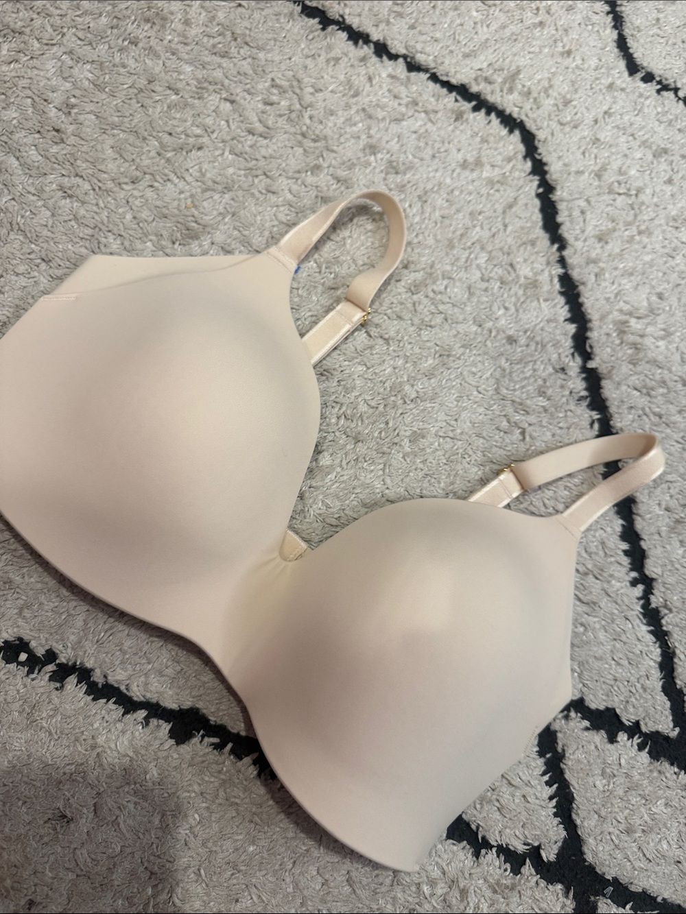 knix wing woman bra 4 Smooth Molded T-Shirt Bra in Nude 4 (34C)